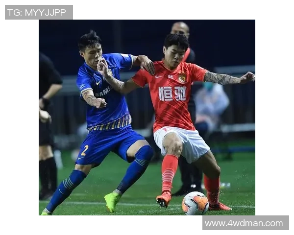 广州恒大与江苏苏宁友谊赛精彩回顾双方球员表现引人注目